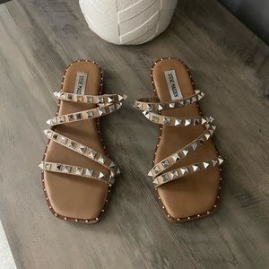 Steve Madden Skyler Tan Sandals